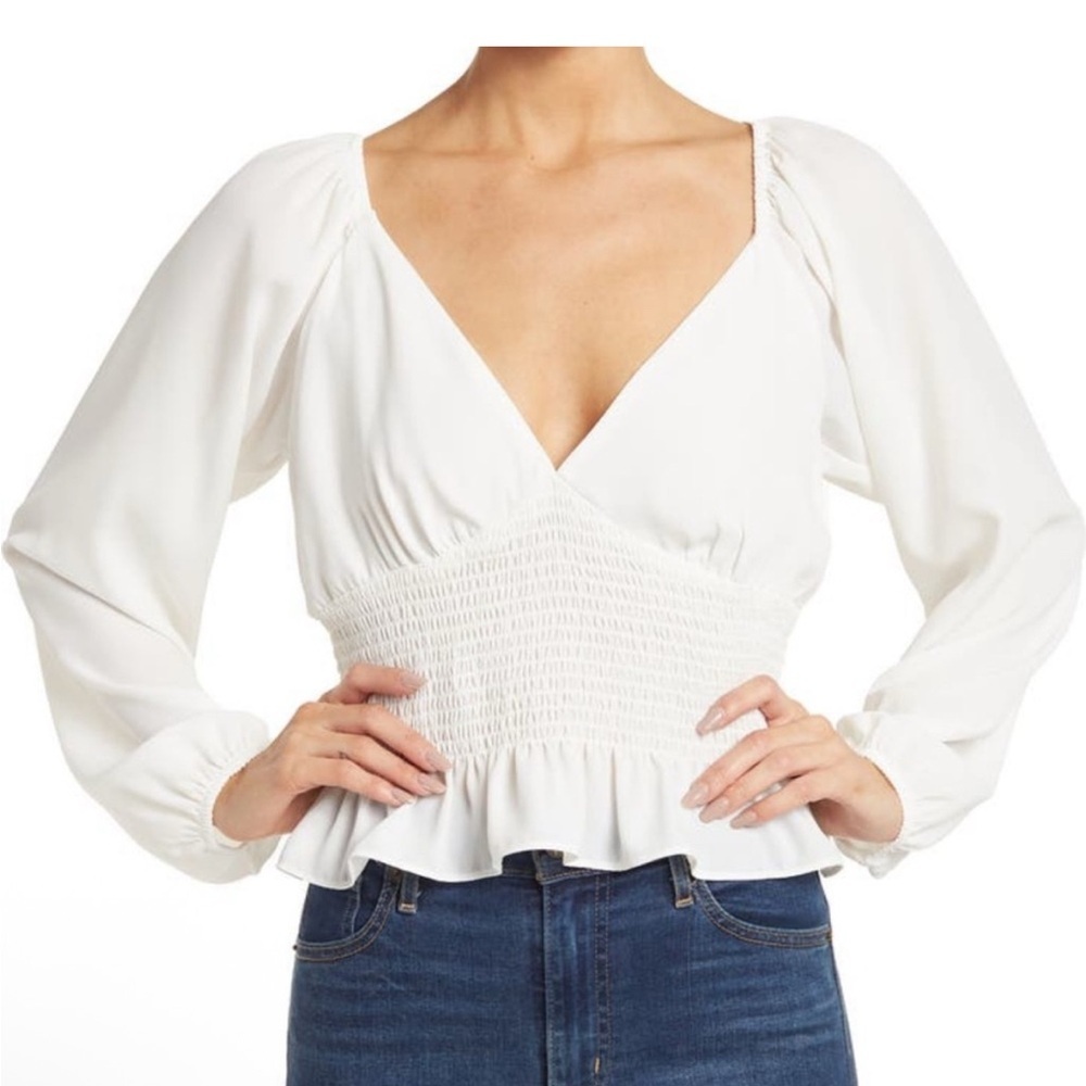 NWT Wayf Women’s White Smocked Long Sleeve Blouse Size Medium